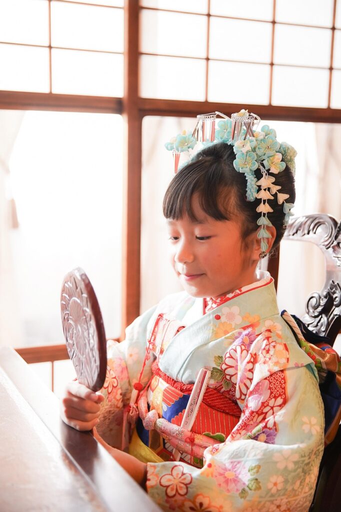 🌟 วันแห่งกระจกของญี่ปุ่น (Mirror Day) – 30 พฤศจิกายน